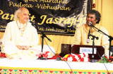 Gunateeta Sang: The Sangeet Martand  Blesses his Grand-Disciples