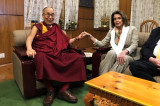 US lawmakers visit Dalai Lama, highlight situation in Tibet