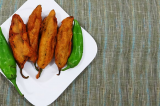 Mama’s Punjabi Recipes: Hari Mirch De Pakore  (FRIED GREEN CHILLI FRITTERS)