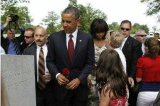 On Memorial Day, Barack Obama pays tribute to fallen