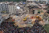 Bangladesh building collapse toll passes 800