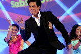 Shah Rukh Khan pays tribute to Raj Kapoor on India Poochega Sabse Shaana Kaun?