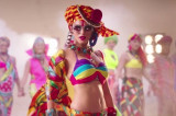 ‘Desi Look’ VIDEO Song | Sunny Leone | Kanika Kapoor | Ek Paheli Leela