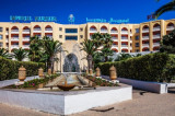 Tunisia hotel attack: Gunmen kill ‘at least 27’ in shooting at seaside town of Sousse Tunisia hotel attack: Gunmen kill ‘at least 27’ in shooting at seaside town of Sousse