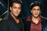 Shah Rukh will beat Salman Khan at the box office in 2016, says fans!