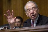 Senators’ Bill Seeks to Reform H-1B Visas, in Wake of Program Abuse Senators’ Bill Seeks to Reform H-1B Visas, in Wake of Program Abuse