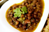 Mama’s Punjabi Recipes: Kale Channe Turi Wale (Black  Chicpea Curry)