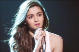 Now Alia Bhatt wants ticket to Hollywood Now Alia Bhatt wants ticket to Hollywood