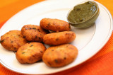 Mama’s Punjabi Recipes: Aaloo Di Tikki (Potato Cutlets) Mama’s Punjabi Recipes: Aaloo Di Tikki (Potato Cutlets)