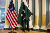 US aid to Pakistan shrinks amid mounting frustration over militants