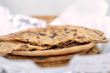 Mama’s Punjabi Recipes: Loon Mirch da Parantha (Salt ‘n’ Pepper Crispy Flatbread)