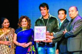 Award for Meena Datt at ‘Evening of Hope’ with Sonu Sood