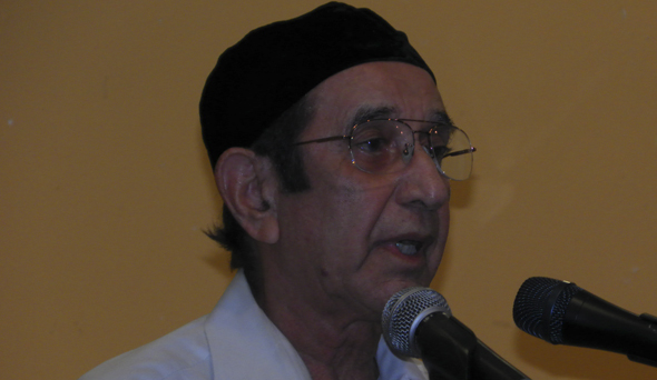 Hoshang Sethna represented the Zorastrian faith.