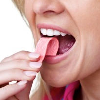 chewing-gum-migraine_med