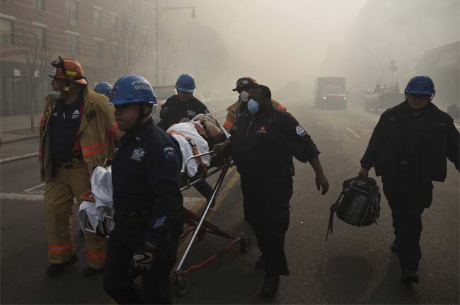 NEW_YORK_BUILDING_COLLAPSE_NYT_650