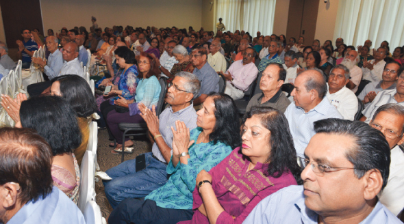 A packed house of over 200 people in attendance who listened to the Guru Ji.     Photos: Bijay Dixit