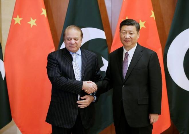 Pakistani Prime Minister Nawaz Sharif meets Chinese President Xi Jinping ahead of the Belt and Road Forum in Beijing, China May 13, 2017. REUTERS/Jason Lee