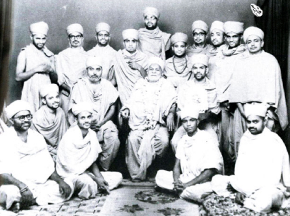 Mahant Swami Maharaj with Yogiji Maharaj and Pramukh Swami Maharaj